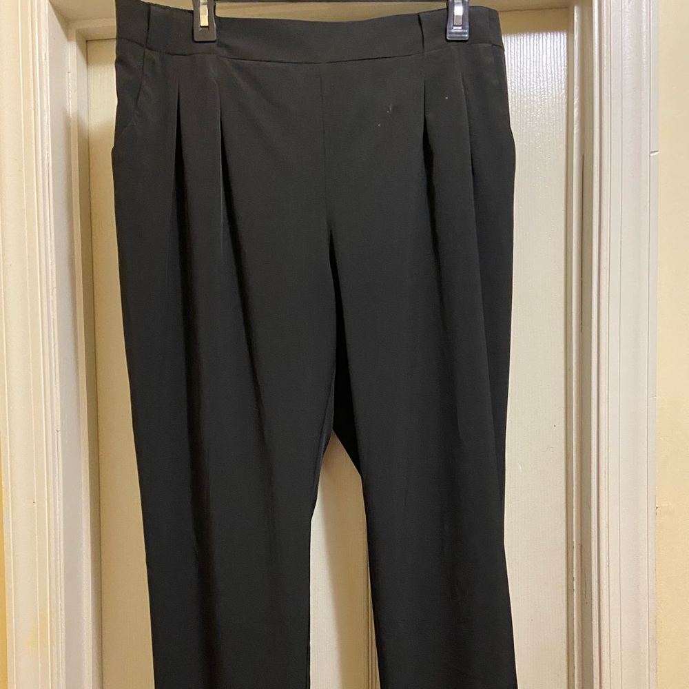 BLACK PANTS